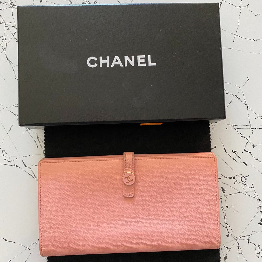 Authentic vintage Chanel wallet
